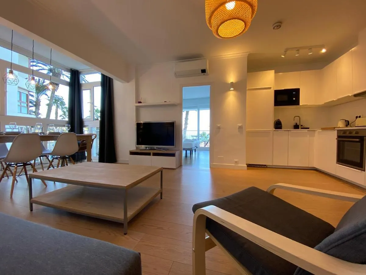 Malagueta Beach Front Mediterranean Apartment Malaga